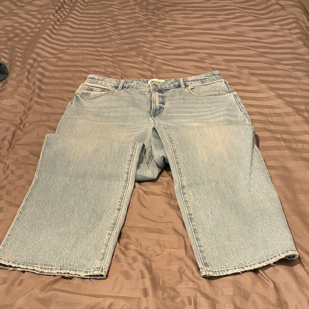 Classic Light Blue Women's Jeans